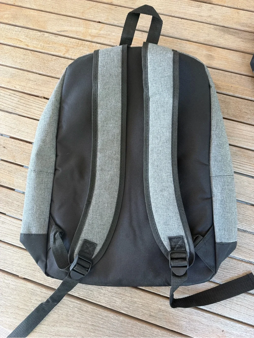 New York Knicks Gray & Black Backpack – Brand New